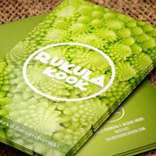Identidad Corporativa y Menú para Restaurante Rúkula Kook. Br, ing e Identidade, e Design gráfico projeto de Alejandra Eng - 30.07.2014