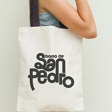 Logo y aplicaciones Barrio de San Pedro. Graphic Design project by Ángela Búa - 05.09.2014