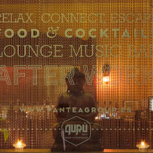 Gurú - Food & Cocktails - BCN . % Lamaga Comunica tarafından hazırlanan Markalaşma ve Kimlik, Ve Grafik Tasarım projesi - 07.14.2014