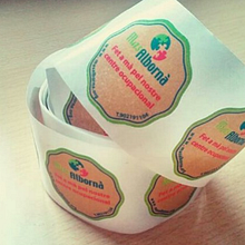 Diseño Etiqueta : Fundación Mas Alborna ( vilafranca ). Un projet de Packaging, Design , Design graphique, Conception d'éclairage, Photographie et Illustration vectorielle de Vanesa Benavent - 22.08.2014