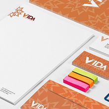 VIDA internacional. Br, ing, Identit, Art Direction, and Graphic Design project by Brayan Chacon Quesada - 04.14.2013
