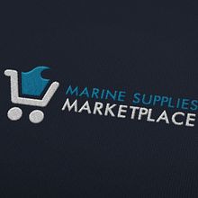 Logo. Graphic Design project by Alejandro Zapata - 09.17.2014