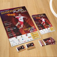 Balonmano Nava. Un progetto di Graphic design di César Encinas García - 23.08.2014