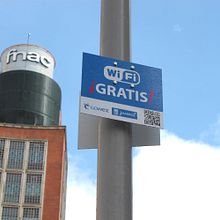 SEÑALIZACIÓN PUNTOS WIFI GOWEX. Un progetto di Graphic design e Gestione progetti di design di César Encinas García - 24.08.2014