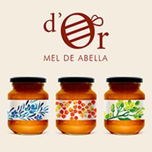 Miel d'Or | Branding & Packaging. Br, ing, Identit, Graphic Design, and Traditional illustration project by Ana Escapicua - 09.30.2014