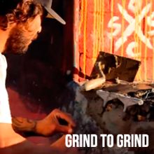 Grind to Grind. Een project van Craft, Film, video en televisie y  Ontwerp van Abraham Videoproyectos - 12.10.2014
