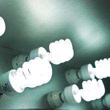 DIY Cardboard Light Studio Kit. Un progetto di Artigianato, Design, Lighting design e Design industriale di Desvío - 19.10.2014