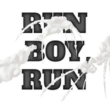 Run Boy Run . Graphic Design, Traditional illustration, T, and pograph project by Ricard Garcia - 10.29.2014