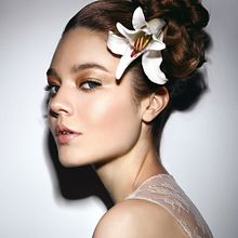 Beauty Editorial Orquidea - Cosmopolitan. Photograph, and Post-production project by China Passalia - 01.29.2014