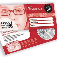 Posible Flyer para una marca de gafas. Design gráfico projeto de Lucía Hernández - 11.11.2014