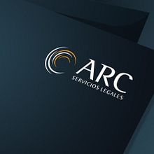 Diseño de logotipo para ARC Servicios Legales, un despacho asturiano formado por jóvenes abogados que ofrecen servicios de recuperación de deudas.. Un projet de Br et ing et identité de Alejandro Prieto Jaime - 21.03.2013
