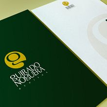 Identidad corporativa para la empresa distribuidora de aceite de oliva Guirado Noguera, ubicada en Pozo Alcón (Jaén).. Un projet de Br et ing et identité de Alejandro Prieto Jaime - 23.11.2008