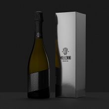 Cava Mil·lenni. Een project van Grafisch ontwerp y Packaging van Atipus - 17.11.2014