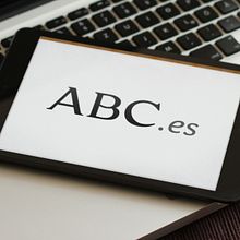 ABC.es: Tablet. Un progetto di Design, UX / UI, Progettazione di applicazioni e Graphic design di Álex G. Mingorance - 22.07.2013
