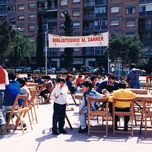 Video Commercial: El llibre no morirà mai. Un progetto di Cinema, video e TV di Oh Carol - 27.11.2014