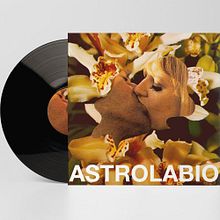 Cover para Astrolabio . Collage, Design, Graphic Design, and Packaging project by Bàrbara Alca - 12.19.2014
