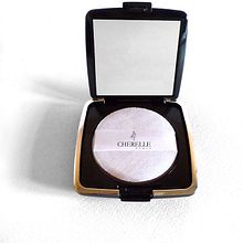 packaging cherelle. Un proyecto de Diseño gráfico y Packaging de Sara Lázaro Álvaro - 04.05.2011