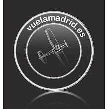 Logotipo para Vuela Madrid. Graphic Design project by Jesús Massó - 02.29.2012
