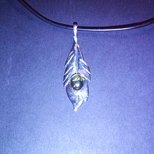 collar pluma. Jewelr, and Design project by Abel Belmonte LLedó - 01.04.2015