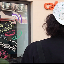 Pintando escaparates, Granada. Fine Arts, Film, Video, and TV project by Tetera y Kiwi - 01.18.2015