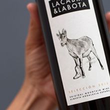 La Cabra & La Bota | Packaging. Un progetto di Br, ing, Br, identit e Packaging di JohnAppleman® Agencia de Branding Madrid - 22.01.2015