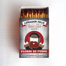 Leñador feliz Ein Projekt aus dem Bereich Br, ing und Identität, Produktdesign, Grafikdesign, Traditionelle Illustration und Verpackung von Silvia Salas - 14.12.2014