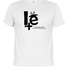 Logo para camiseta de la asociación Internet & Euskadi. Costume Design, and Graphic Design project by Añeta Martin Moreno - 01.28.2013