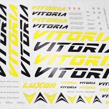 VITORIA BIKES: Diseño de calcos al agua para bicicletas (Arte final).. Br, ing, Identit, Graphic Design, and Screen Printing project by David Zurita Gómez - 02.06.2015