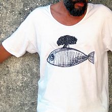PezOlivo shirt  . Un progetto di Illustrazione tradizionale e Serigrafia di Antonio Hermán - 18.04.2014