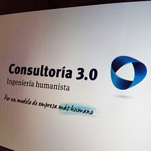 Identidad Consultoria 3.0. Un proyecto de Br, ing e Identidad y Diseño editorial de Chary Esteve Vargas - 07.08.2014