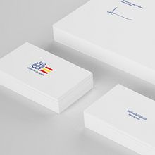 Rediseño Identidad Gobierno de España. Un progetto di Br, ing, Br, identit, Graphic design e Design di Elena García - 11.03.2012