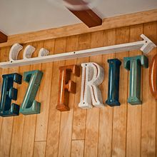 Pez Frito. Br, ing, Identit, Art Direction, T, and pograph project by Salvartes Design - 03.05.2015