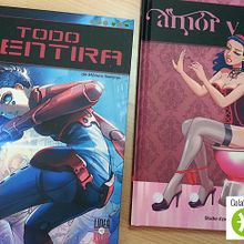 Portadas Cómic Mónica Naranjo. Un proyecto de Diseño editorial y Diseño gráfico de José Luis Zapata Cárdenas - 09.03.2015