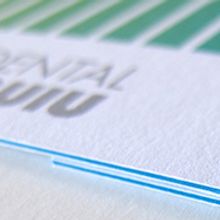 BRANDING PARA CLÍNICA DENTAL GUIU. Un progetto di Br, ing, Br, identit, Graphic design e Illustrazione tradizionale di Dani Jané Sors - 16.03.2015