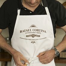 Rafael Cortina. Br, ing & Identit project by Manuel Persa - 03.16.2015