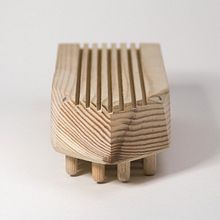 Bits · juguetes de madera recuperada. Un proyecto de Diseño de juegos, Artesanía, Diseño y Diseño de complementos de FLOU FLOU  - 17.02.2014
