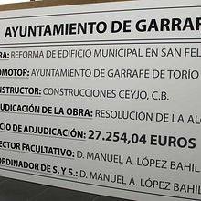 CARTEL DE OBRAS. Un proyecto de Diseño gráfico de Fiebre Creativa - 24.03.2015