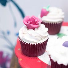 Alma's Cupcakes - Reportaje fotográfico para All Lovely Party. Un proyecto de Dirección de arte y Fotografía de Gema Espinosa - 30.03.2015