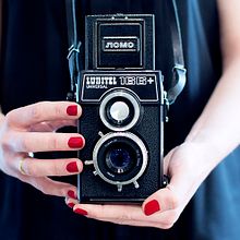 Lomography Spain - Reportaje fotográfico para All Lovely Party . Un proyecto de Dirección de arte y Fotografía de Gema Espinosa - 30.03.2015