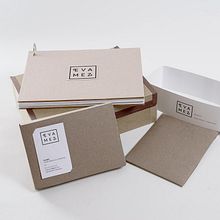 Portfolio 2014. Un progetto di Br, ing, Br, identit, Graphic design e Packaging di Eva Mez - 06.04.2015
