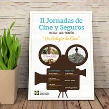 Cartel y Flyer: II Jornadas Cine y Seguros en Huesca. Graphic Design project by Sara Palacino Suelves - 04.26.2015