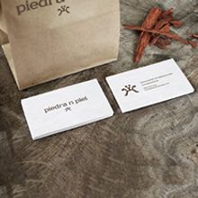 PIEDRA N PIEL. Br, ing, Identit, and Editorial Design project by Apolo Propulsora de Marcas - 04.30.2015