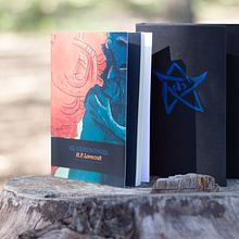 El ceremonial.. Un projet de Conception éditoriale, Design graphique et Illustration traditionnelle de Víctor Martínez - 21.05.2015
