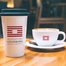Acupuntura Legorburu - Logo & flyer. Br, ing, Identit, Design, and Graphic Design project by The Onliners Studio - 06.01.2015