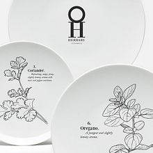 HERBARY CERAMICS. 3D, Arts, Crafts, Fine Arts, Br, ing, Identit, Art Direction, Design, Product Design, Graphic Design, Traditional illustration, and Packaging project by Jaqueline Vanek - 06.04.2015