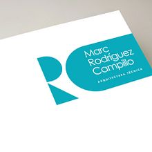Logotipo para Marc Rodríguez Campillo, un arquitecto técnico ibicenco que desarrolla servicios de dirección de obras, proyectos, certificados técnicos, etc.... Un projet de Br, ing et identité, Design  , et Design graphique de Alejandro Prieto Jaime - 01.02.2009
