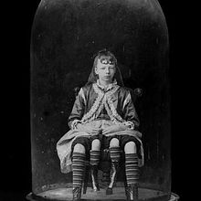 Freaks. Un proyecto de Bellas Artes y Collage de Mª Concepción Tomás Rivera - 16.06.2015