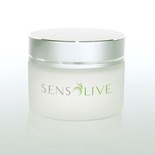 Sensolive es una empresa jienense de productos de cosmética y perfumería hechos a partir de aceite de oliva virgen.. Un progetto di Br, ing, Br, identit, Design e Graphic design di Alejandro Prieto Jaime - 18.02.2009