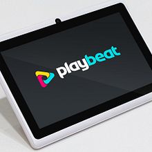 Playbeat es el nombre de un portal de música electrónica, donde se pueden encontrar diferentes contenidos, tales como temas musicales, entrevistas, noticias, vídeos, información sobre festivales, etc... Ein Projekt aus dem Bereich Design, Branding und Identität und Grafikdesign von Alejandro Prieto Jaime - 28.03.2012