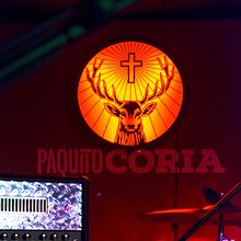 BARRACUDAS ROCK BAR - TAXUS & LEFT FOREVER. Un proyecto de Fotografía y Publicidad de Paquito Coria - 12.06.2015